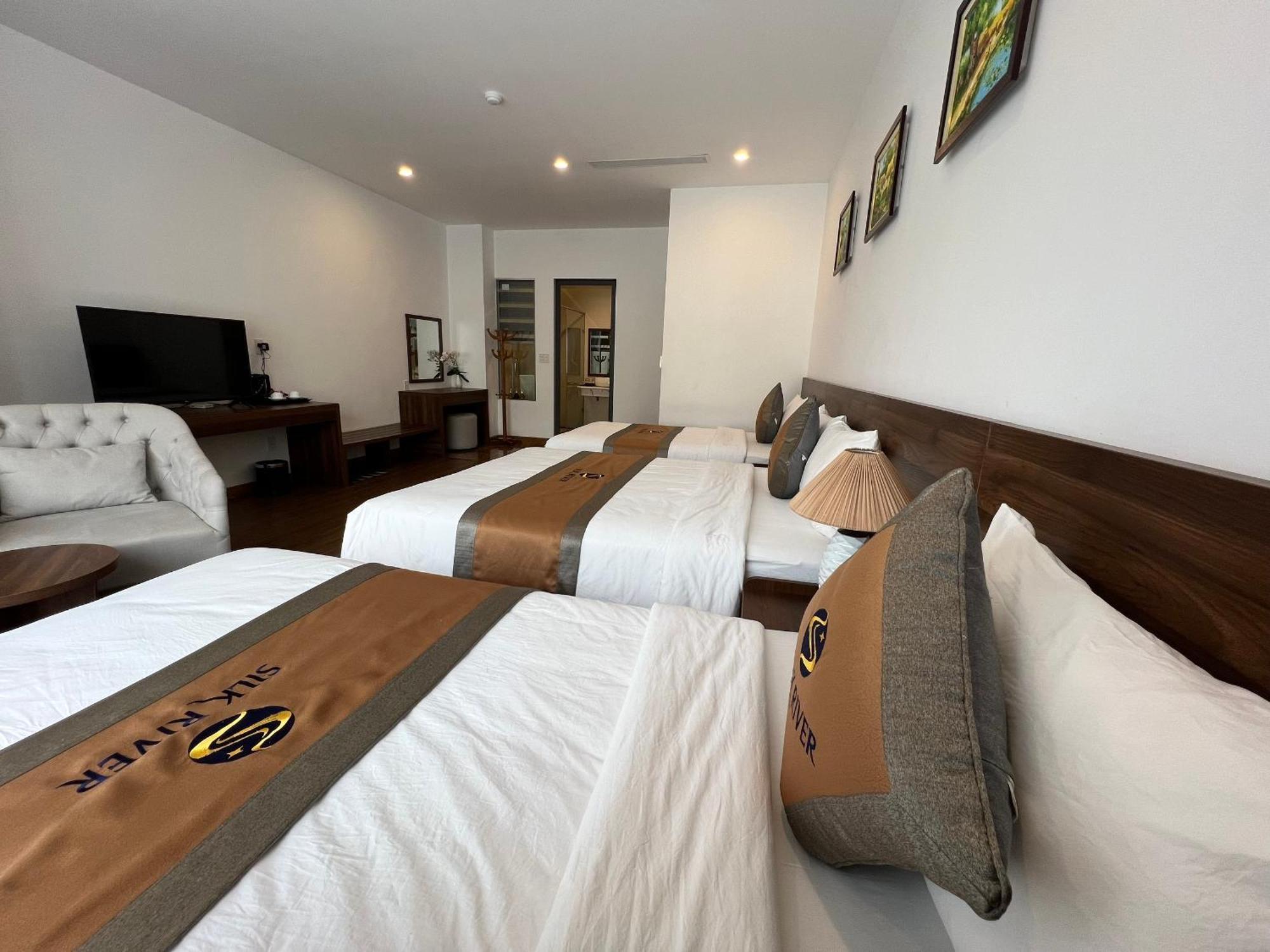 Silk River Hotel 河江 外观 照片