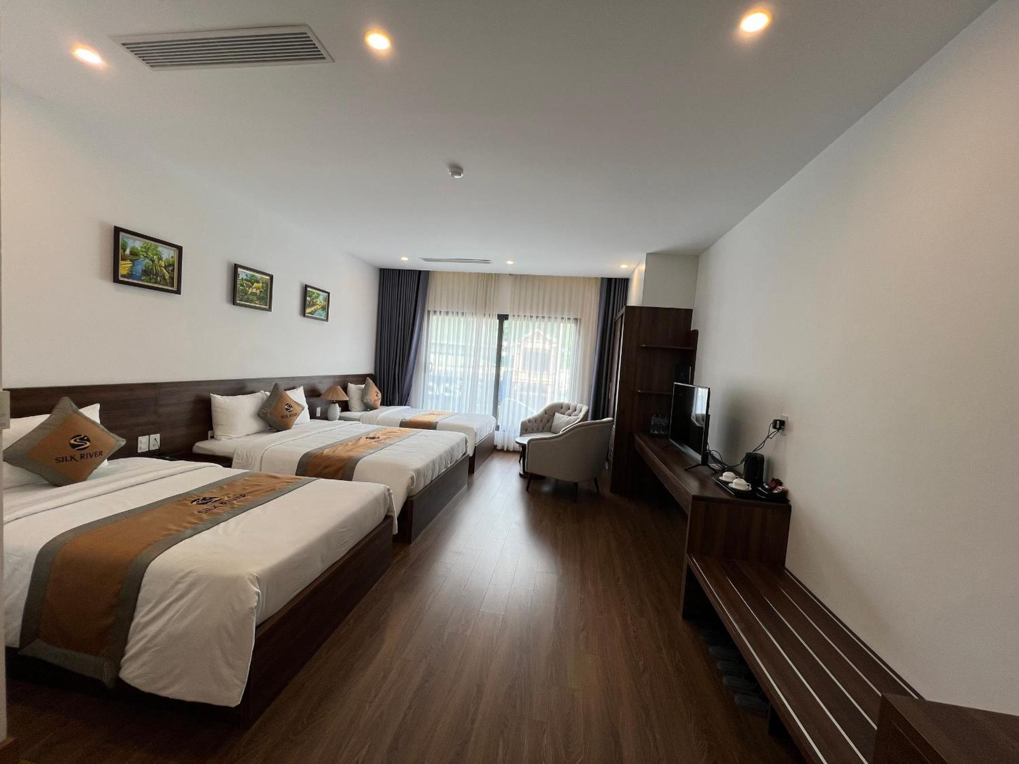 Silk River Hotel 河江 外观 照片